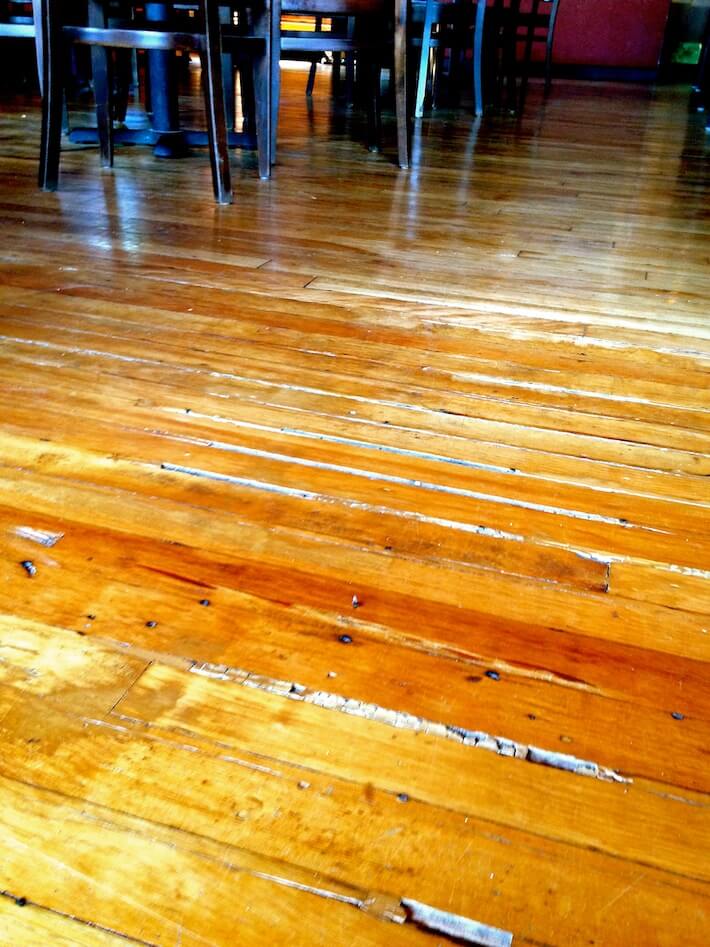 Original pine wood floors : HomeJelly