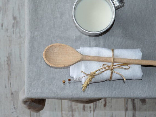 How to Clean All of Your Table Linens